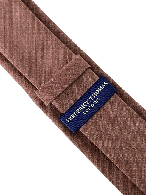 Matching dusky dusty earthy red brick bamboo tie and pocket square