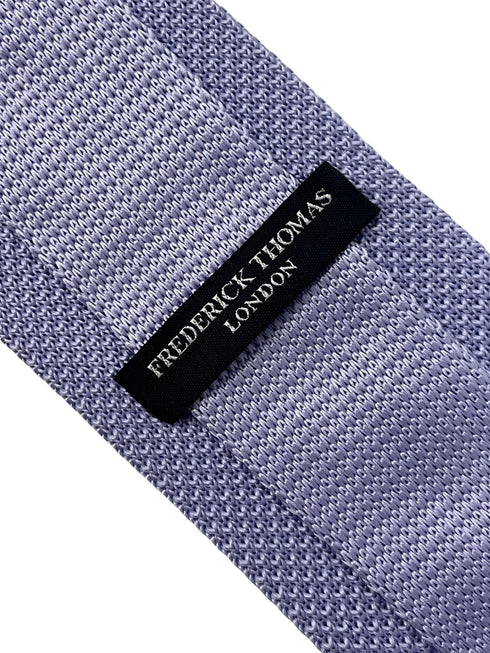 Lilac knitted tie with classic 8cm width