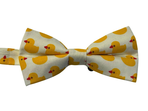 Ivory cotton bow tie with yellow rubber duck design