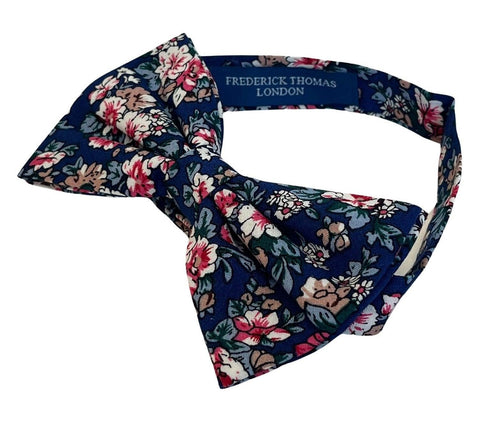 Navy blue English wildflower garden, rose, daisy design bow tie