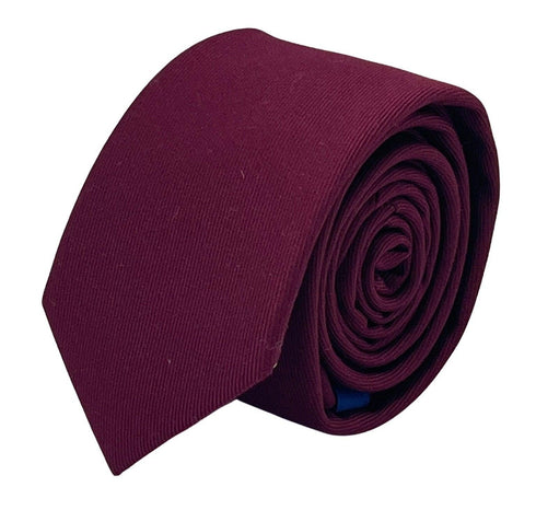 Maroon dark red plain tie