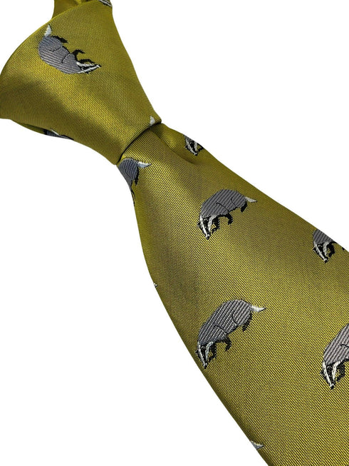 yellow gold tie with Hufflepuff badger design similar to Harry Potter