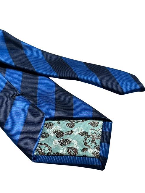 navy tie with royal mid blue barber stripe