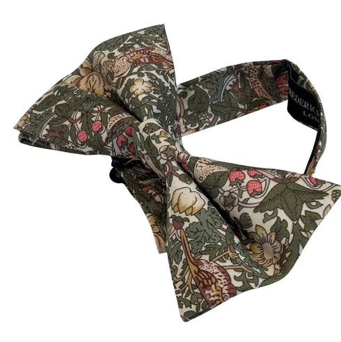 William Morris style green strawberry thief English garden wildflower design adult bow tie and matching pocket square
