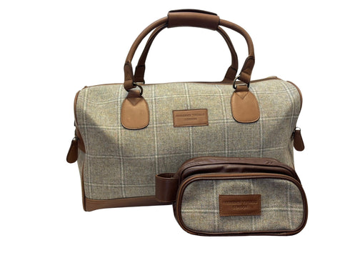 Luxury tweed weekend bag with matching wash bag in beige light fawn brown traditional check 100% wool tweed with leather straps