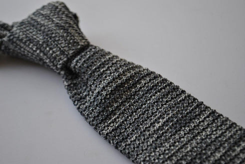 speckled grey skinny knitted tie