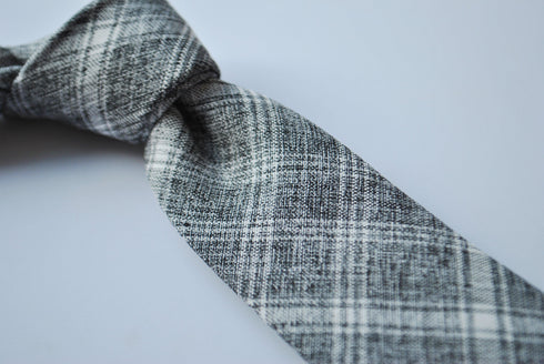 grey and white check design in 100% cotton linen tie