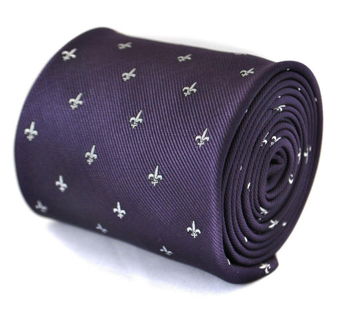 purple tie with fleur de lis pattern