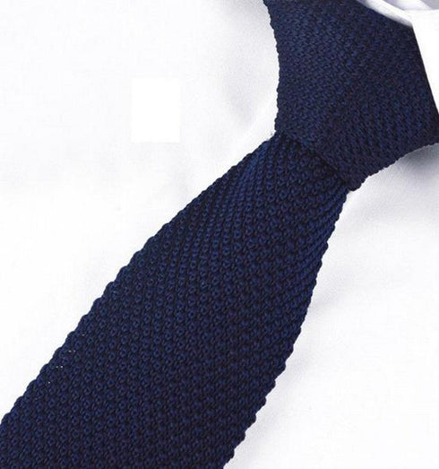 plain navy blue skinny knitted tie