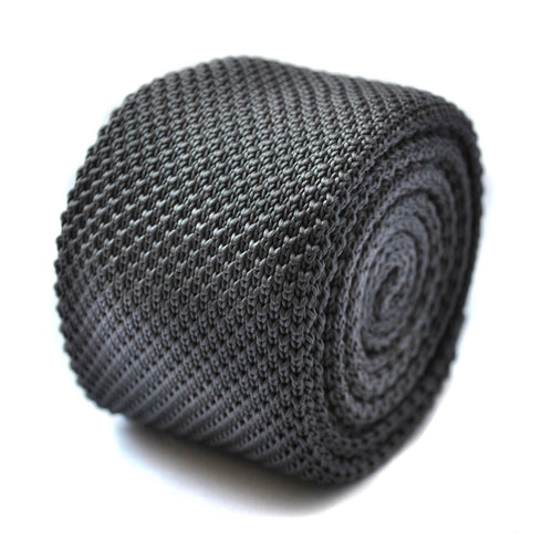 grey knitted tie with pointed end in standard 8cm width