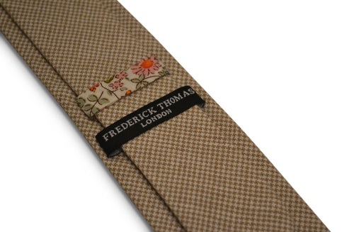 cream and light brown dogtooth design cotton tie