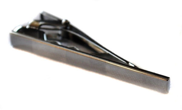 silver tie clip with three stripes