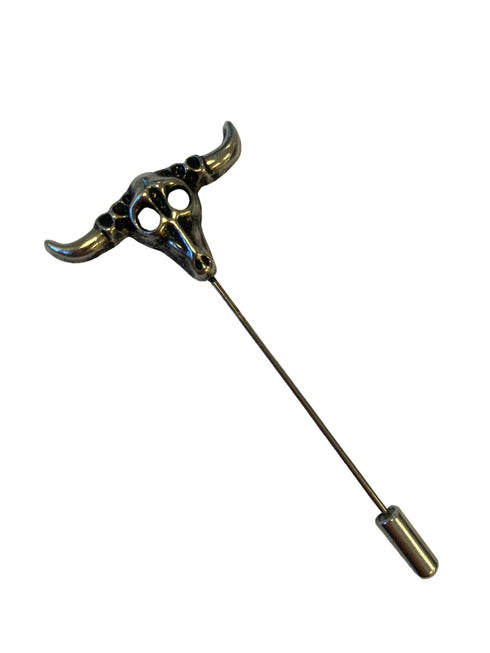 pewter silver coloured bison ox skull lapel pin