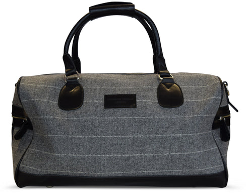 Grey tweed weekend bag with white check and matching wash bag