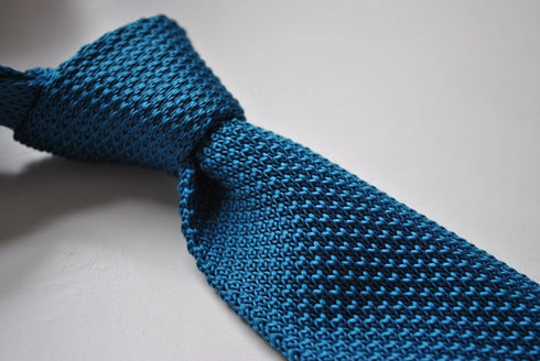 plain teal skinny knitted tie