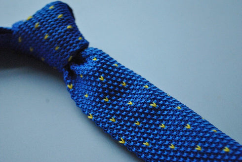 royal blue skinny knitted tie with yellow polka dot design