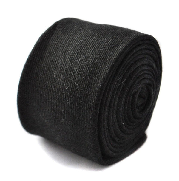 black skinny linen tie