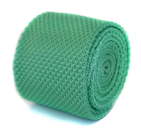 plain mint green skinny knitted tie