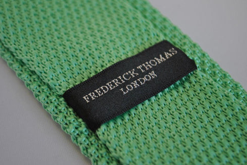 plain mint green skinny knitted tie
