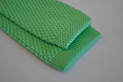 plain mint green skinny knitted tie
