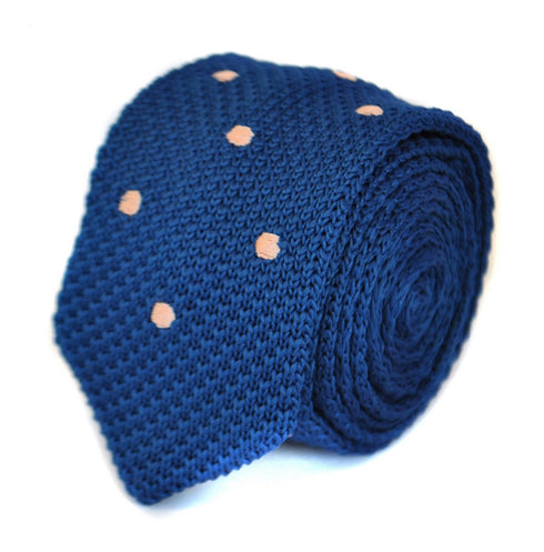 navy blue skinny knitted tie with pink polka dots with pointed end
