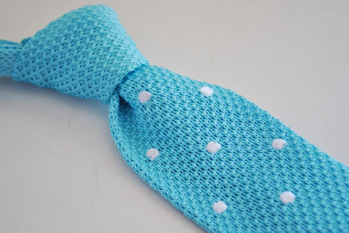 turquoise blue skinny knitted tie with white polka dots