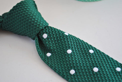 emerald green skinny knitted tie with white polka dots