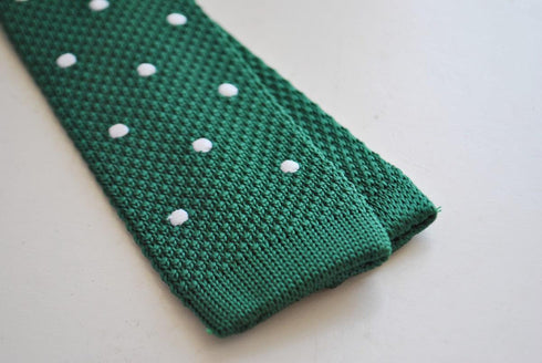 emerald green skinny knitted tie with white polka dots