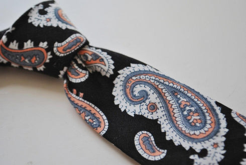 skinny linen black and white paisley design