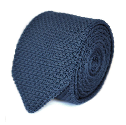 plain navy blue skinny knitted tie with pointed end